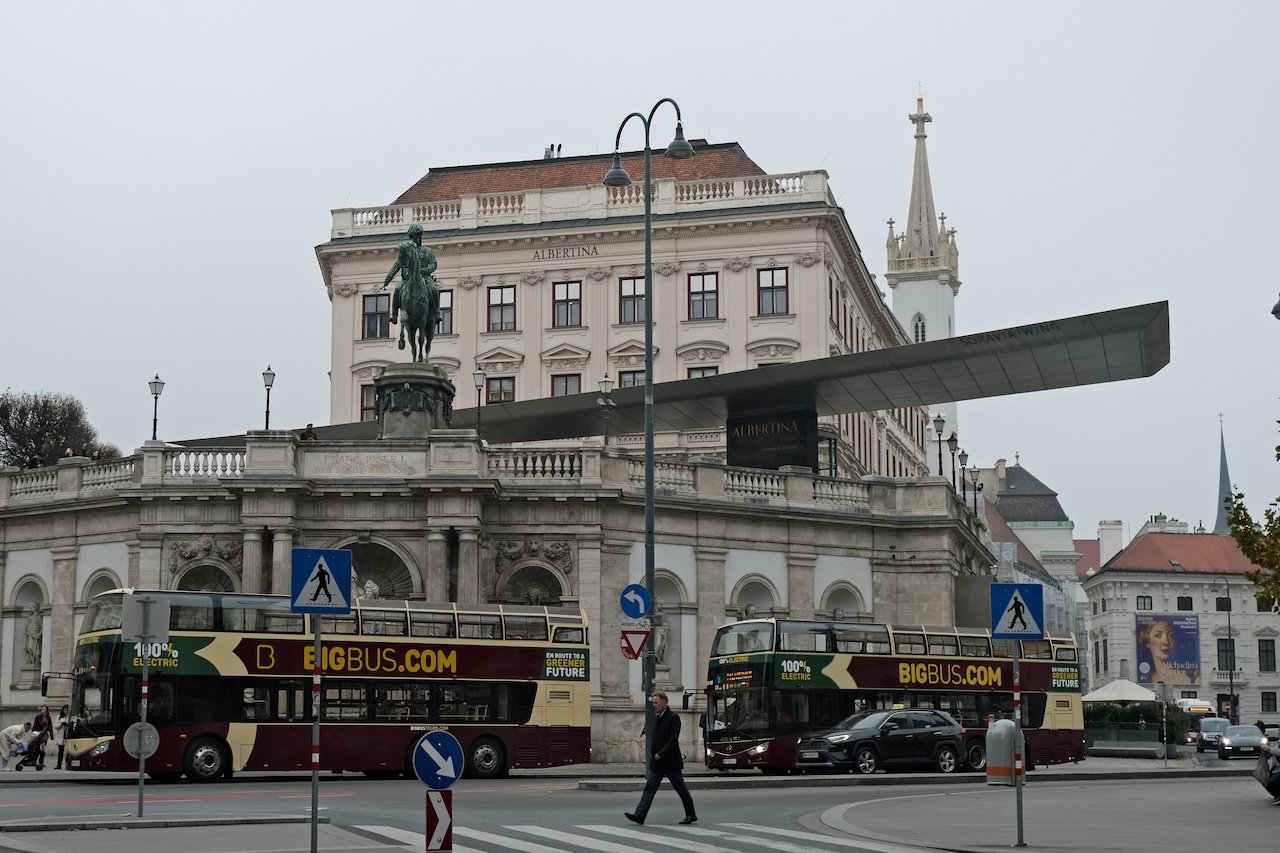 Albertina_Vienna_Exterior
