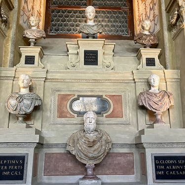 Antiquarium Sculptures_Munich Residenz_5x5