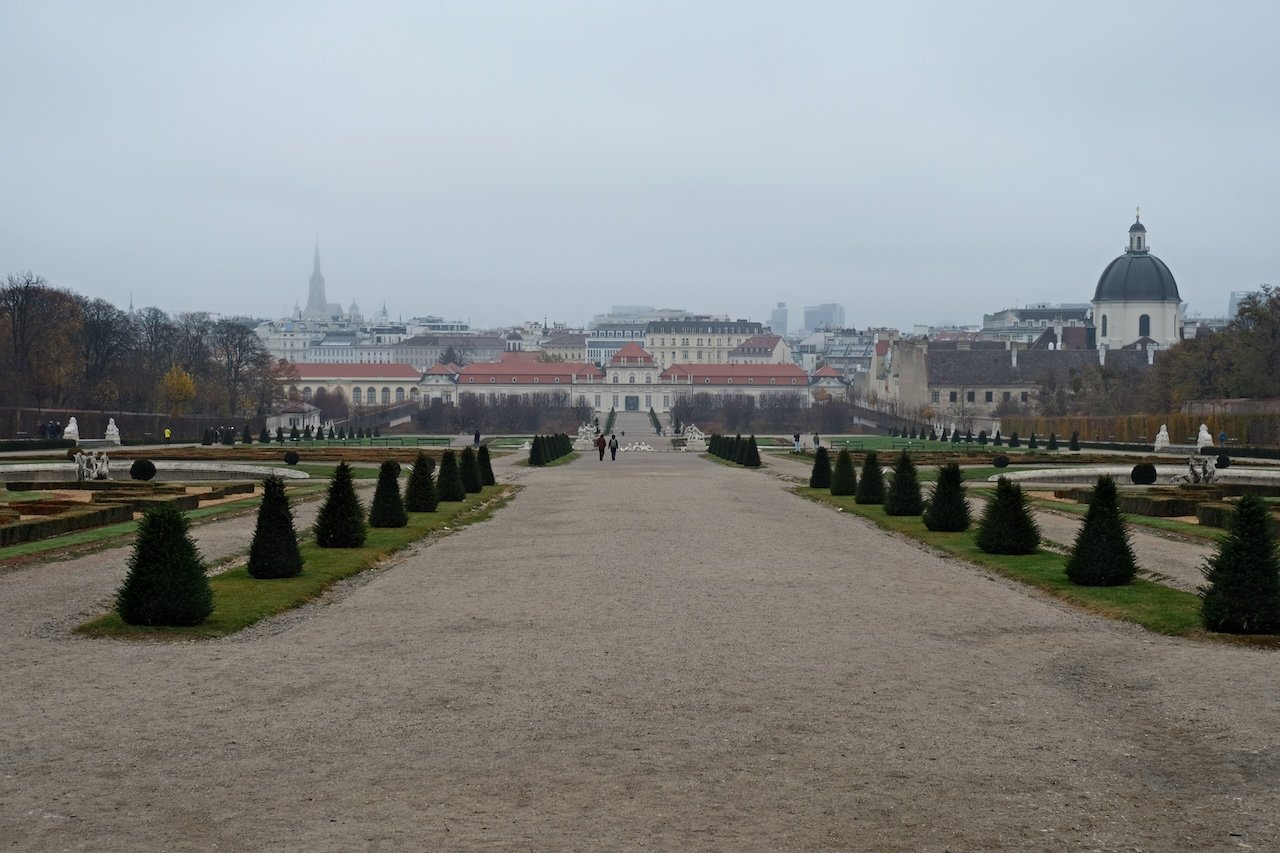 Belvedere Palace Garden_Vienna_Foggy Morning