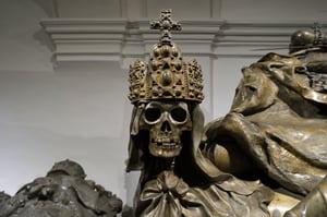 Capuchin Crypt_Skull with Imperial Crown of the Holy Roman Empire