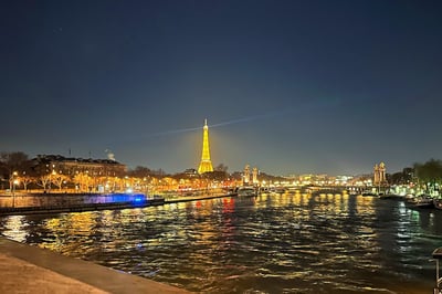 Eiffel Tower_Paris_Landscape