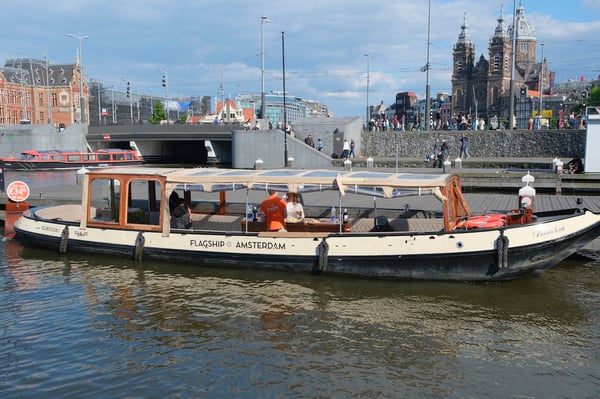 Flagship Amsterdam_Canal Cruise