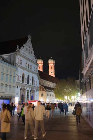 Frauenkirche_Distance_Munich Old Town_Night