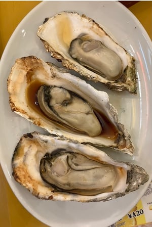 Fresh Oysters_Nishiki Market_Kyoto