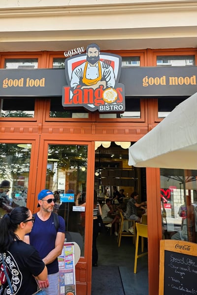 Gozsdu Langos Bistro_Budapest_Exterior