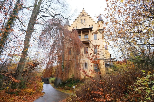 Hohenschwangau Castle_Fall Foliage_Neuschwanstein