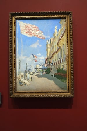 Hotel des Roches Noires in Trouville_Monet_dOrsay_Paris