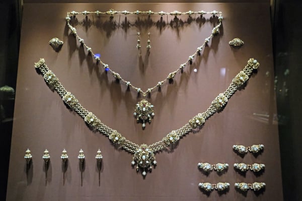 Hungarian Opal Set_Imperial Treasury_Vienna_2025