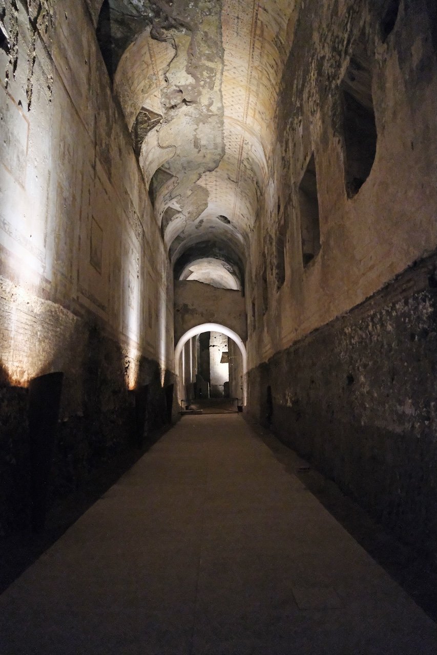 Inside_Domus Aurea_Rome