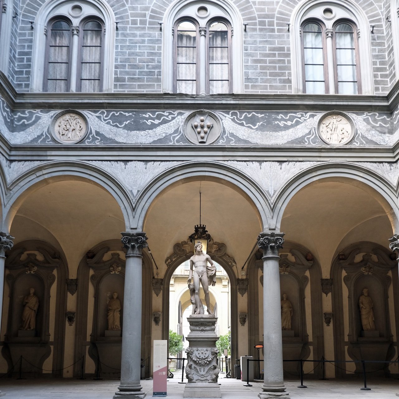Interior Courtyard_Medici Riccardi Palace_Florence_5x5