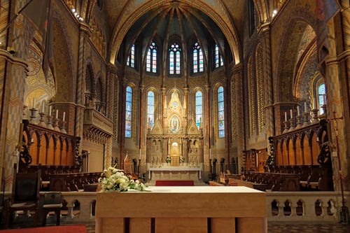 Interior of Matthias Church_Budapest_Altar