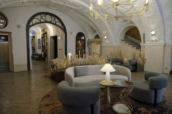 Interior_H15 Palace_Lobby_Krakow