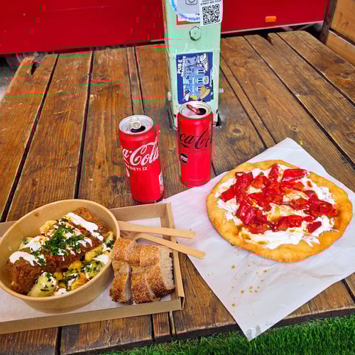 Karavan Street Food_Budapest_Lunch_5x5