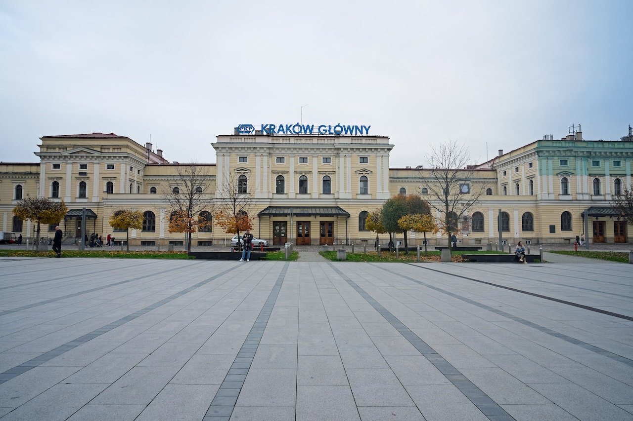 Krakow Glowny Train Station_Exterior