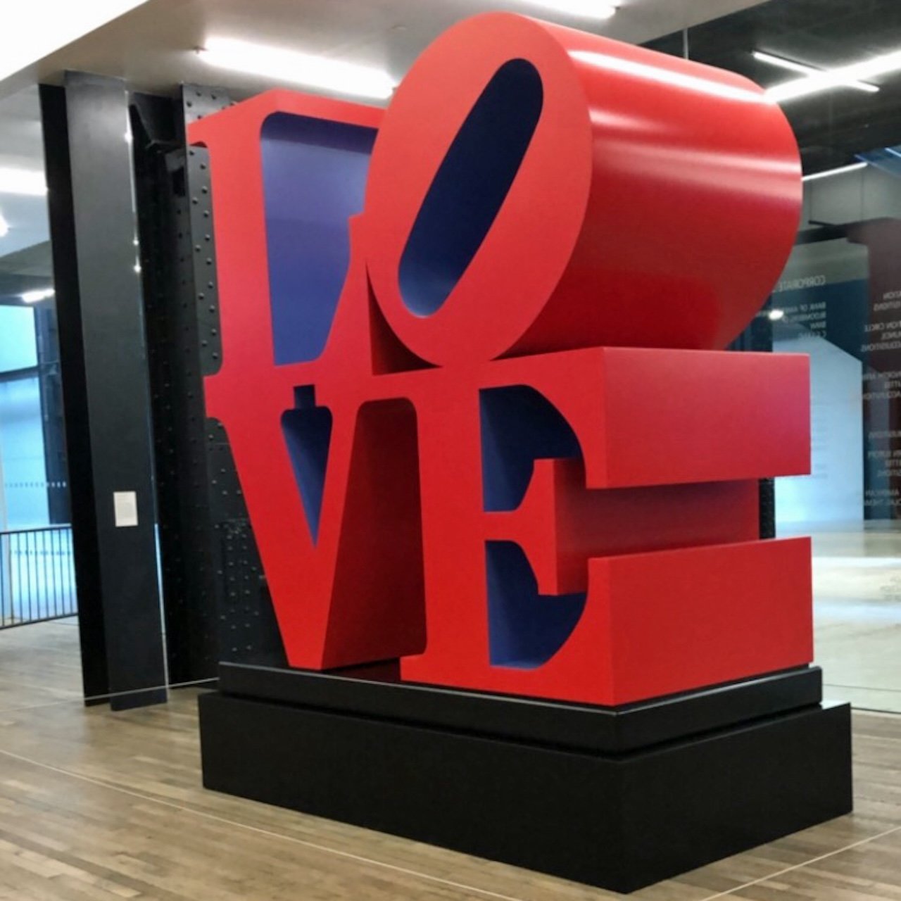 LOVE_Tate Modern_London LOVE_Tate Modern_London