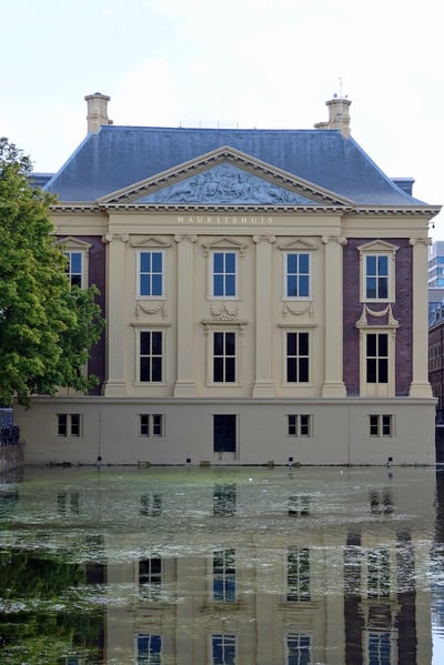 Mauritshuis Exterior_From Hofvijver_The Hague