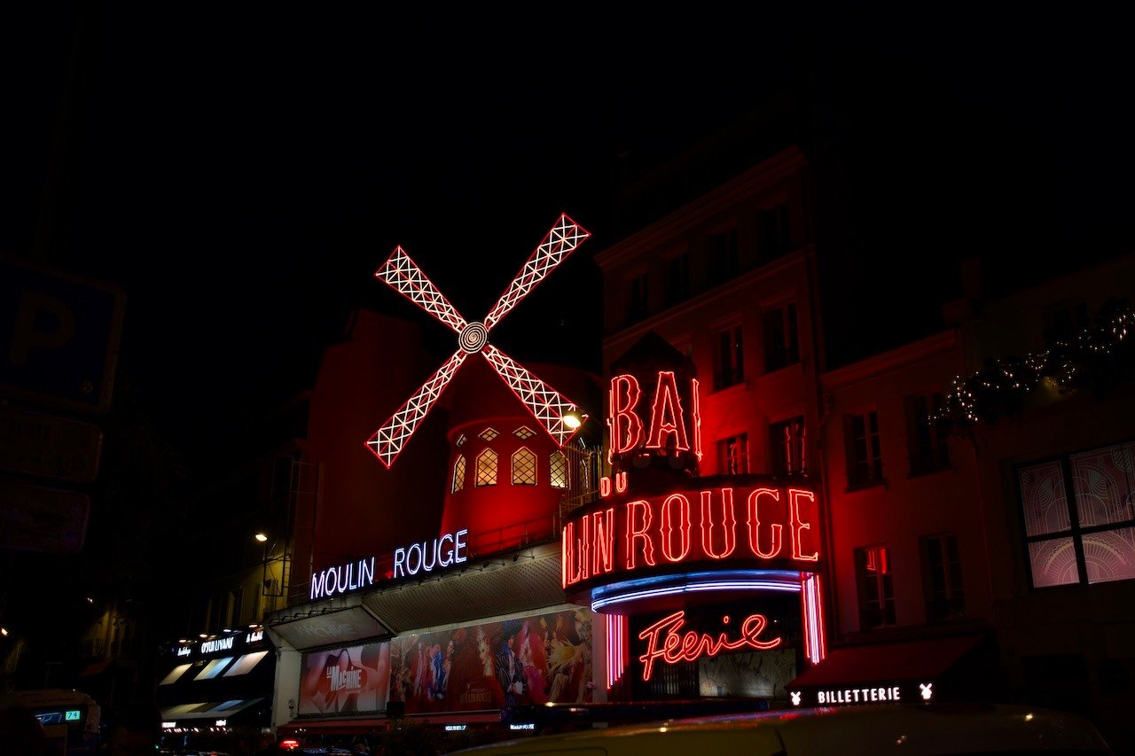 Moulin_Rouge_Paris