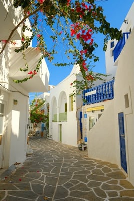 Naoussa_Paros_Whitewashed Street_2024