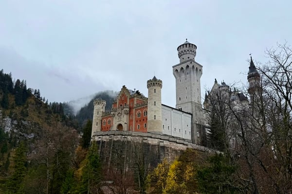 Neuschwanstein Castle_Front
