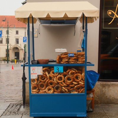 Obwarzanek Krakowski Stand_Old Town Krakow_5x5