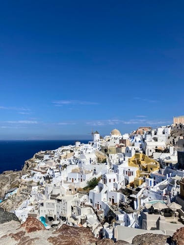 Oia_Santorini_Portrait