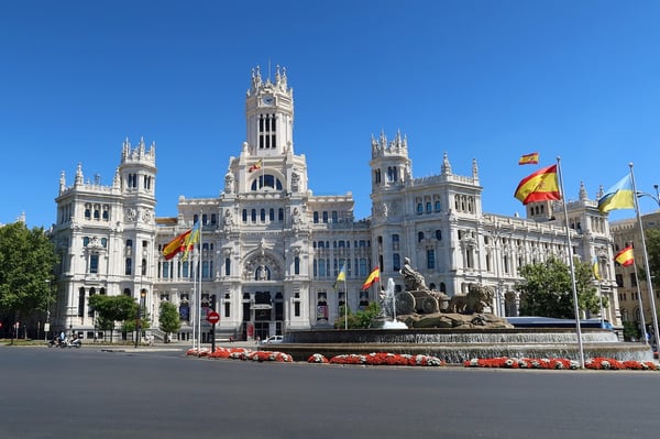 Palacio de Cibeles_Madrid_Blue Sky