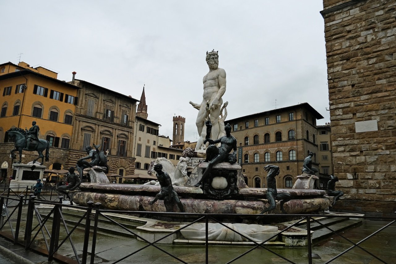 Piazza della Signoria_Fountain of Neptune_Overcast Day_Florence