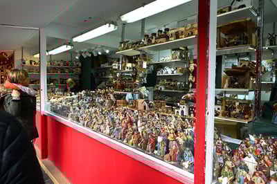 Plaza Mayor Christmas Market_Vendors_Nativity Figures_Madrid