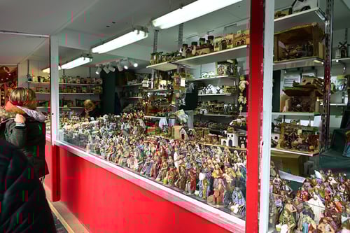 Plaza Mayor Christmas Market_Vendors_Nativity Figures_Madrid