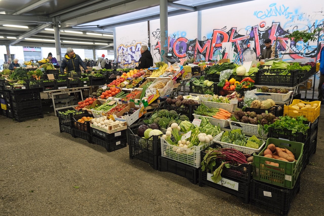 Produce Vendors_Mercato SantAmbrogio_Florence