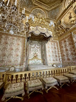 Queens_State_Apartment_Versailles_Paris-1