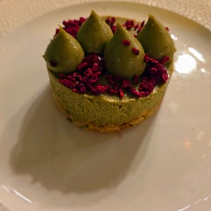 Raspberry and Pistachio Tart_New York Cafe_Budapest_5x5