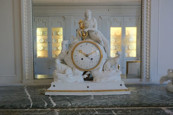 Rothschild Villa_Porcelain Room_Clock