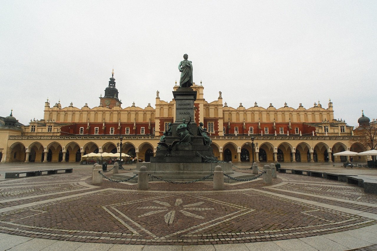Rynek Główny_Krakow_Overcast Morning