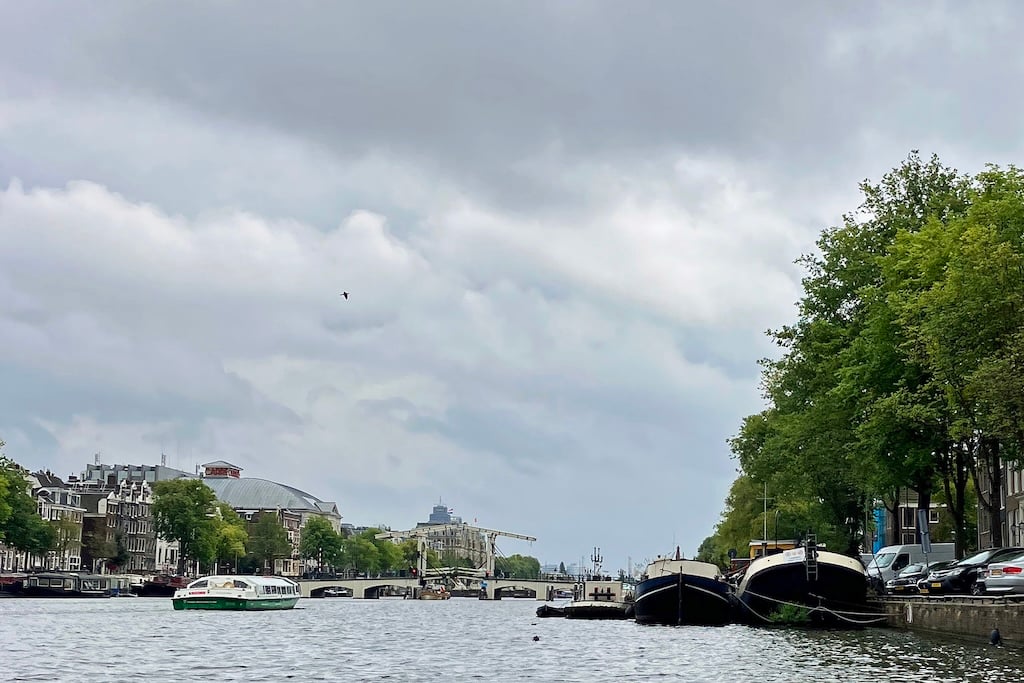 Skinny Bridge_Amsterdam_Distance Skinny Bridge_Amsterdam_Distance
