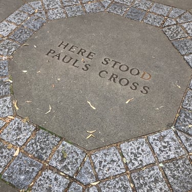 St_Pauls_Cathedral_London_Pauls Cross