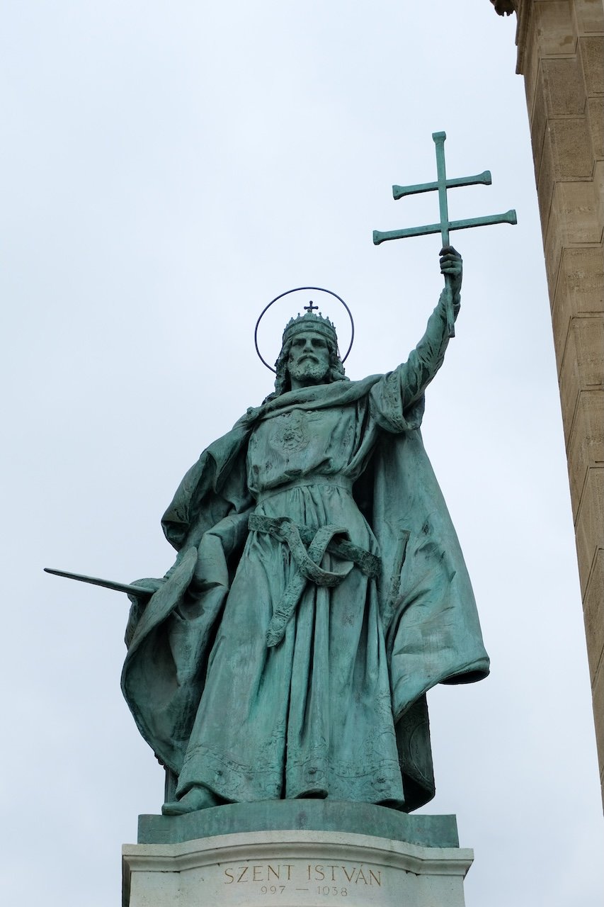 Szent Istvan Bronze Sculpture_Budapest