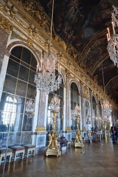 The_Hall_of_the_Mirrors_Versailles_Paris
