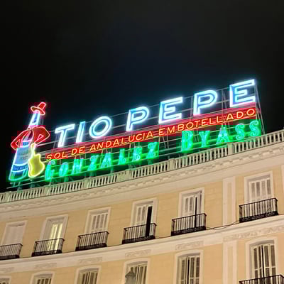 Tio Pepe_Puerta del Sol_Zoom_Madrid_5x5