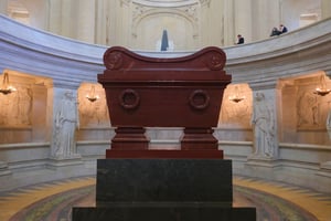 Tomb of Napoleon Bonaparte_Invalides_Paris_Landscape