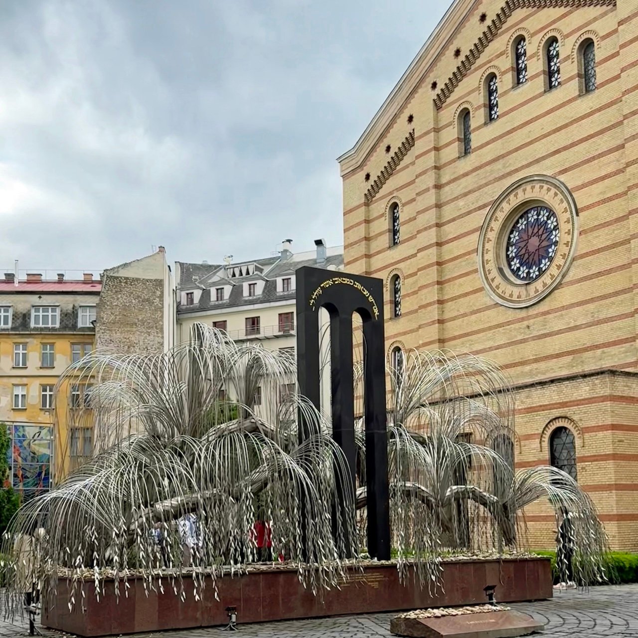 Tree of Life Holocaust Memorial_Budapest_5x5
