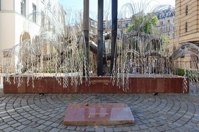 Tree of Life Memorial_Budapest