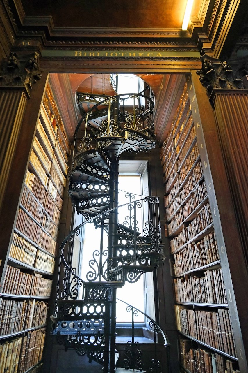 Trinity College Dublin_Long Room Library
