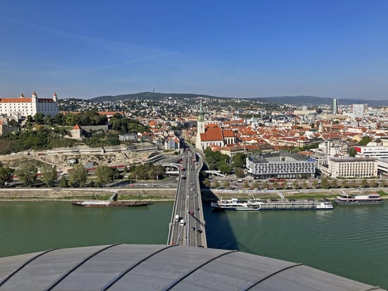UFO Observation Deck_Scenic Views_Bratislava