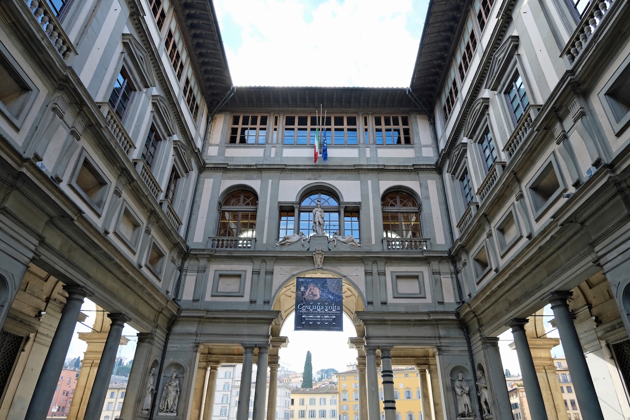 Uffizi Gallery_Exterior_Florence