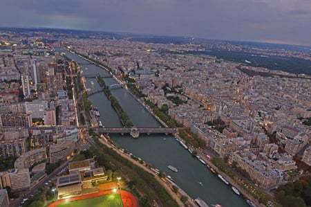 Views from the top of the Eiffle Tower_Paris_3