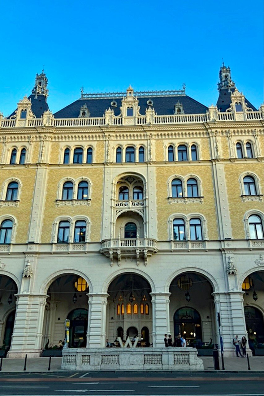 W Hotel_Budapest