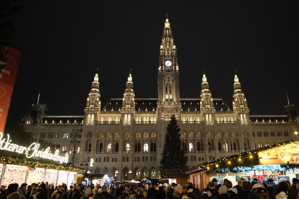 Wiener Christkindlmarkt_Vienna 2025_Night