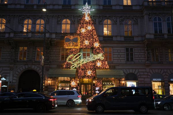 Xmas Tree Lights_Gerstner Cafe_Vienna 2025