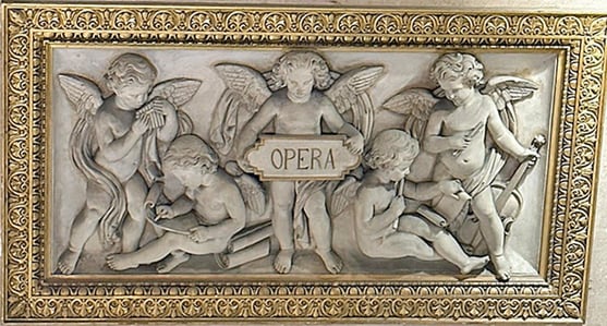 vienna_opera_house_interior_sign